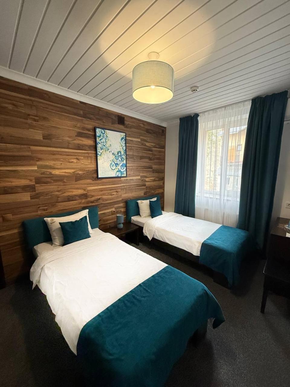 Hotel Sunny Lviv