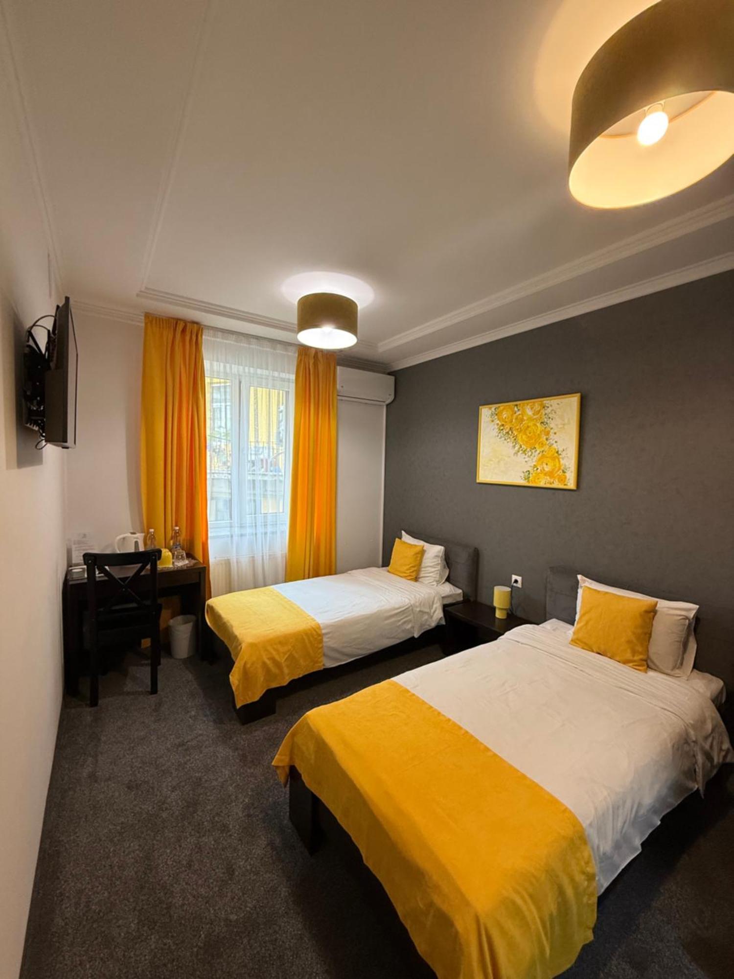 Sunny Hotel Lviv